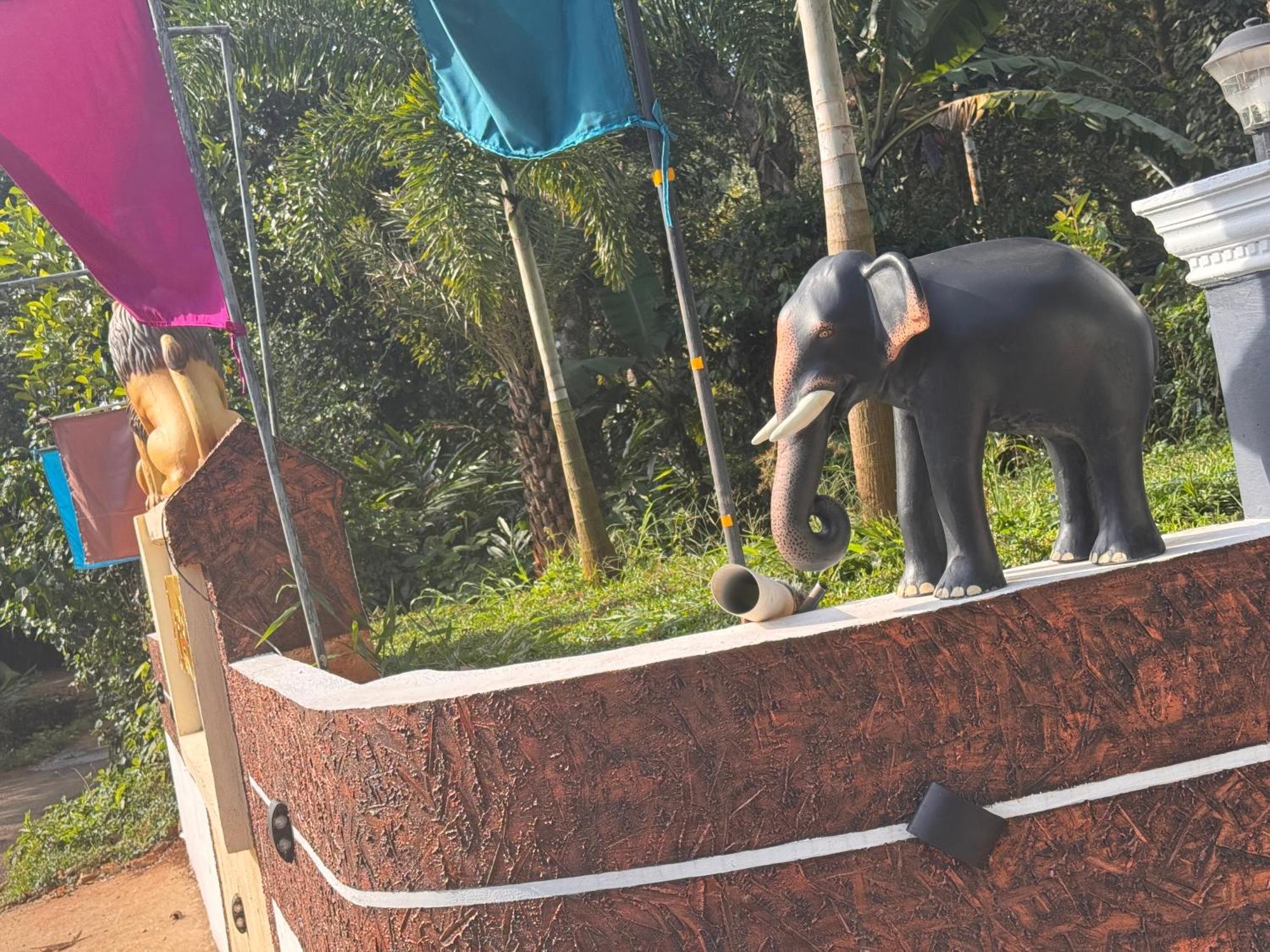 Arabian Holiday Resort With Swimming Pool In Idukki Calvary Mount Екстер'єр фото